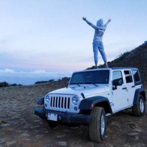 Meet your Posher, White